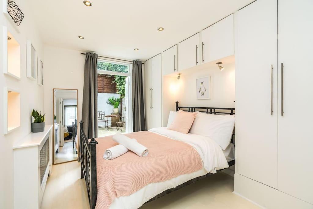 Spacious Beautiful Just-renovated Flat With Patio - Chelsea *